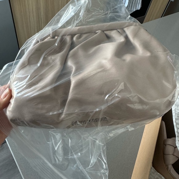 Steven Madden purse to match the shoes - Picture 1 of 2